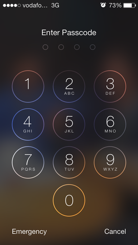 iOS 7 或存安全隐患 Siri 可绕过锁屏密码