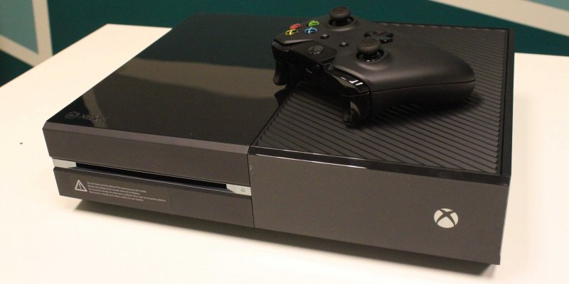 xbox-one-and-controller-3